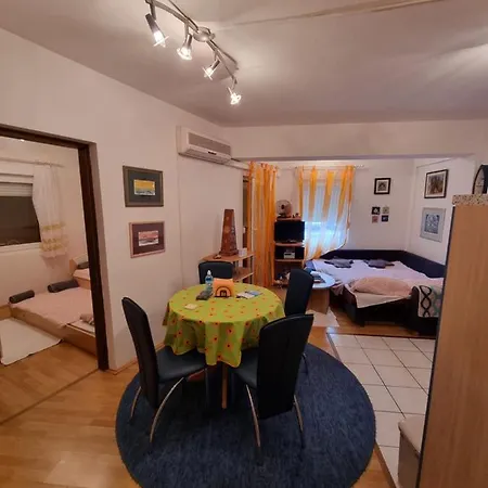 Apartment Luna *